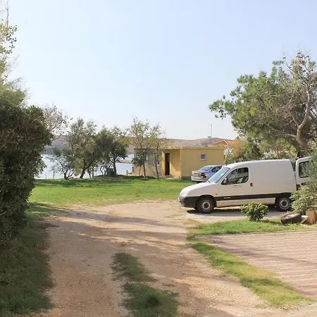 Apartment By The Sea Dinjiska, Pag - 9386 Povljana